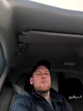 dave32000 online show from February 10, 10:36 am
