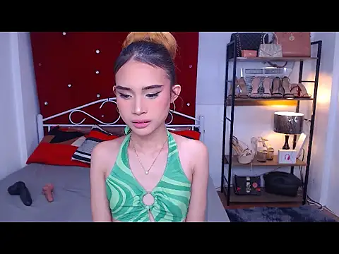 JuicyCockThea online show from February 10, 8:02 am