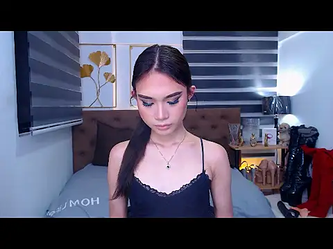 JuicyCockThea online show from March 31, 2:41 pm