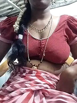 Snapshot of telugusailaja chatting on February 22, 4:52 pm telugusailaja online show from February 22, 4:52 pm