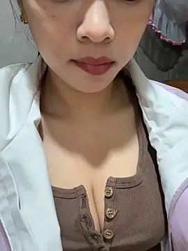 Snapshot of AYW-217 chatting on February 15, 6:36 am AYW-217 online show from February 15, 6:36 am