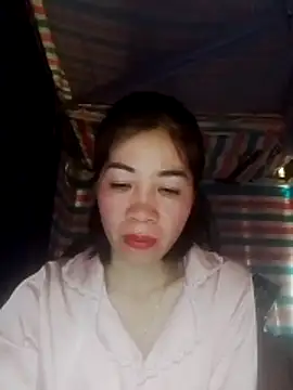 Snapshot of -Lundy- chatting on February 16, 9:41 am -Lundy- online show from February 16, 9:41 am