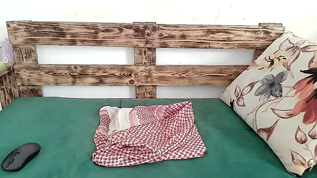 elfaty online show from April 8, 9:22 am