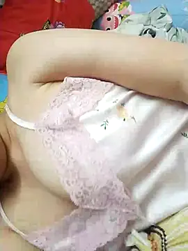 Strawberry-wet online show from April 27, 4:05 pm