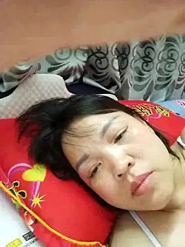 Strawberry-wet online show from May 30, 5:18 pm