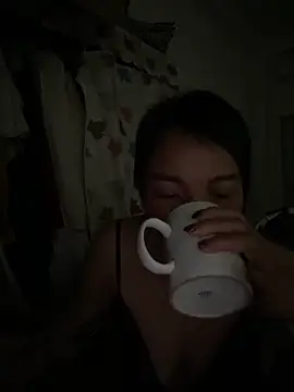 Strawberry-wet online show from March 29, 12:12 am