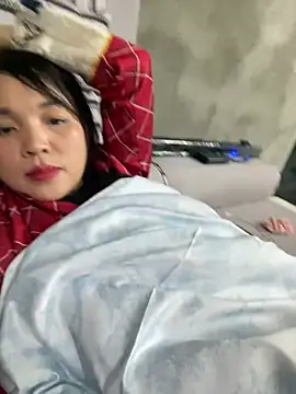 Strawberry-wet online show from February 13, 2:39 pm