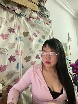 Strawberry-wet online show from March 14, 12:44 pm