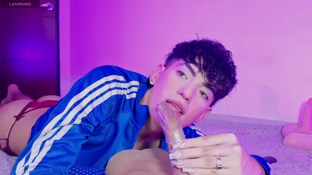 max femboy online show from June 2, 1:38 am