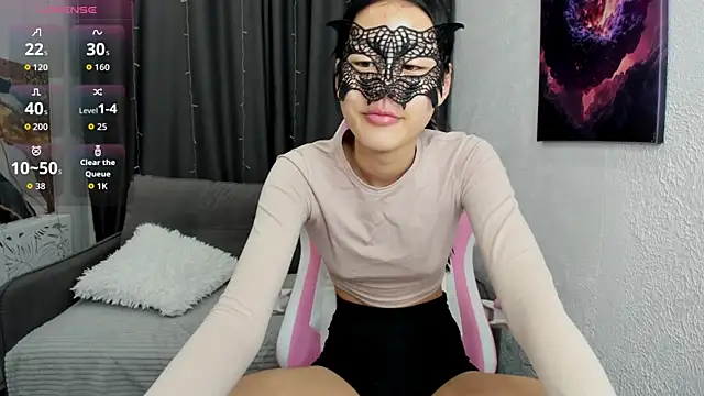 Snapshot of HelenBlazeTrt chatting on February 16, 1:15 am HelenBlazeTrt online show from February 16, 1:15 am