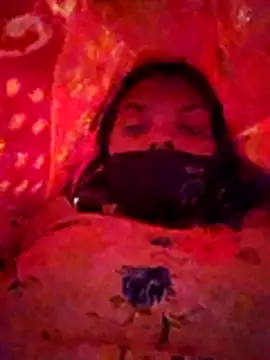 Snapshot of punita-s chatting on February 25, 11:10 am punita-s online show from February 25, 11:10 am