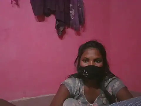 Snapshot of punita-s chatting on February 10, 4:06 pm punita-s online show from February 10, 4:06 pm