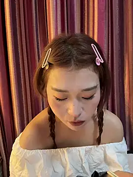 Snapshot of A-cola chatting on February 28, 7:30 am A-cola online show from February 28, 7:30 am