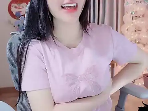 Snapshot of Agnelyn___ chatting on April 23, 2:40 pm Agnelyn online show from April 23, 2:40 pm