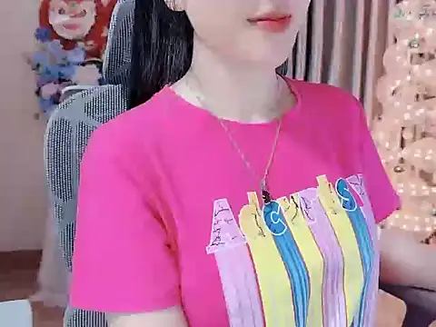 Agnelyn    online show from April 9, 2:12 pm