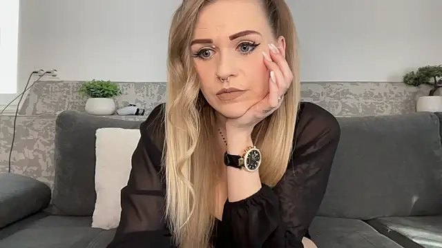 Kedi Kiss online show from February 18, 2:24 pm