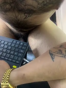 Benjii Carter1 online show from March 30, 2:13 am