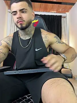 Benjii Carter1 online show from April 2, 2:19 am