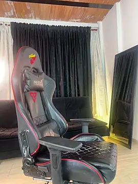 Benjii Carter1 online show from March 29, 4:03 am