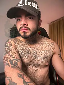 Benjii Carter1 online show from July 14, 1:05 am
