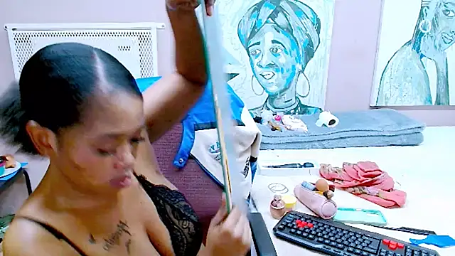TyraHotxxx online show from May 23, 6:12 am