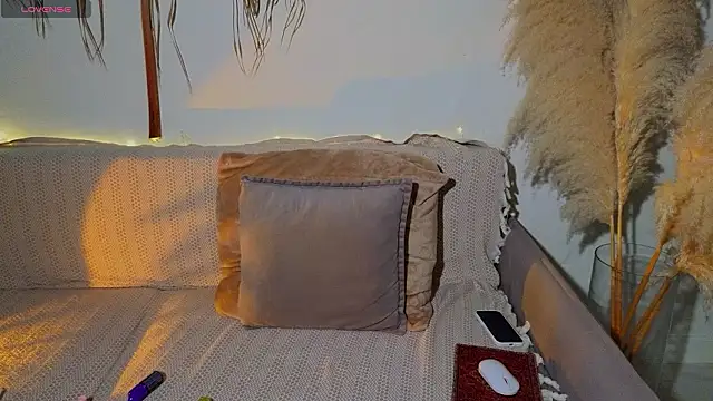 tendersea0 online show from February 12, 5:40 am