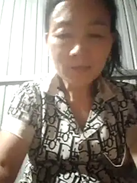 Snapshot of Kiss_love2 chatting on June 7, 9:25 am Kiss love2 online show from June 7, 9:25 am