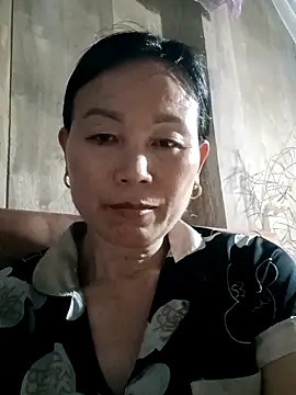 Snapshot of Kiss_love2 chatting on May 24, 4:01 am Kiss love2 online show from May 24, 4:01 am