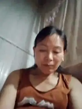 Snapshot of Kiss_love2 chatting on June 9, 2:51 pm Kiss love2 online show from June 9, 2:51 pm