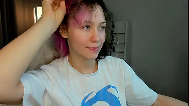 Snapshot of EmilyTrase chatting on July 18, 1:14 am EmilyTrase online show from July 18, 1:14 am