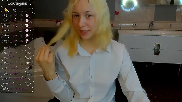 EmilyTrase online show from March 21, 1:07 am