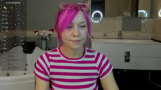 EmilyTrase online show from March 25, 1:39 am