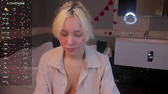 EmilyTrase online show from March 6, 1:22 am