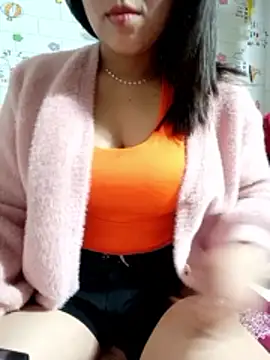 Ella lee18 online show from February 18, 2:53 am