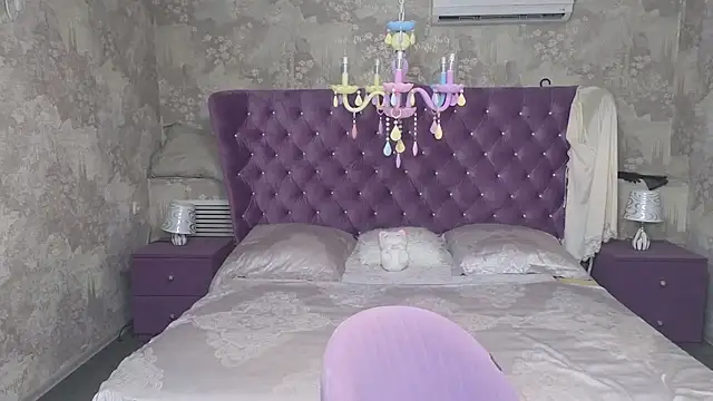 Snapshot of Anna_Kenan chatting on June 1, 11:10 am Anna Kenan online show from June 1, 11:10 am