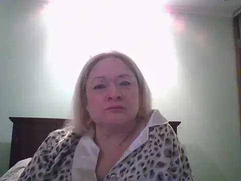 Veronica5489 online show from March 3, 10:06 pm