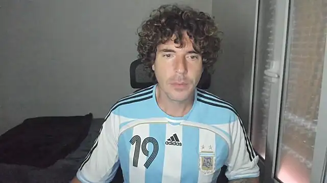 joaquin420 hot online show from April 24, 5:20 am