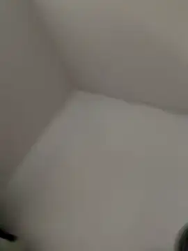 Julia2027 online show from March 1, 7:03 pm