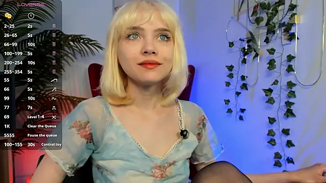 Snapshot of wow_angel chatting on February 28, 5:40 am wow angel online show from February 28, 5:40 am