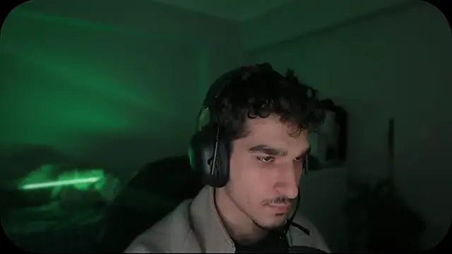 enesbabakral online show from February 10, 1:37 am