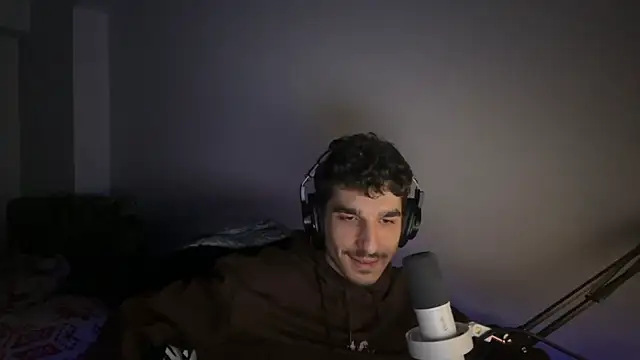 enesbabakral online show from February 25, 11:15 pm