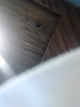 Snapshot of KINKYDOLL4U chatting on February 21, 9:11 am KINKYDOLL4U online show from February 21, 9:11 am