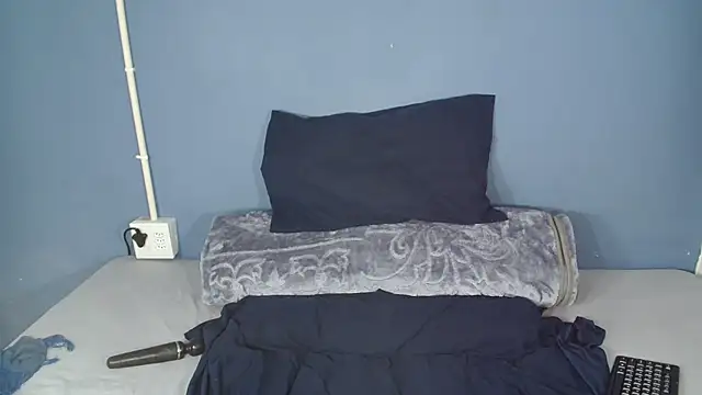 Sweet-Bella17 online show from May 1, 4:12 pm