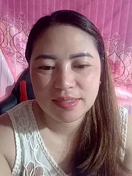 Snapshot of yun_2006 chatting on June 12, 9:56 pm yun 2006 online show from June 12, 9:56 pm