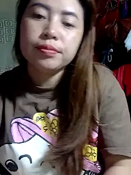 Snapshot of yun_2006 chatting on April 18, 12:35 am yun 2006 online show from April 18, 12:35 am