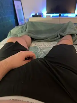 Thomascrtz online show from April 23, 6:53 pm