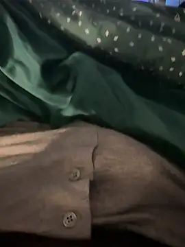 Snapshot of Thomascrtz chatting on February 14, 5:24 pm Thomascrtz online show from February 14, 5:24 pm