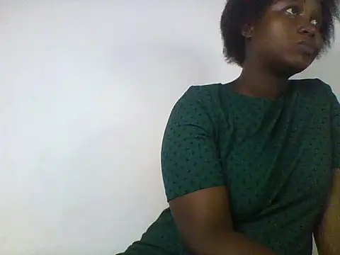 shyNia online show from March 4, 1:41 pm