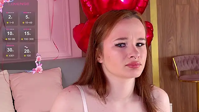 Snapshot of Abigail_Forland chatting on February 21, 5:09 am Abigail Forland online show from February 21, 5:09 am