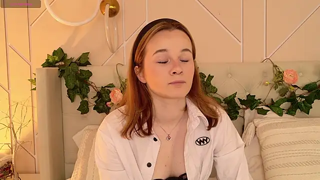 Abigail Forland online show from March 6, 5:02 am